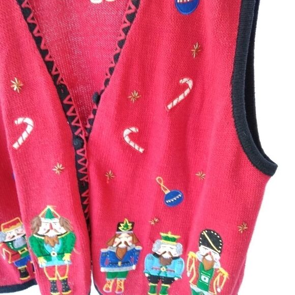 Christmas sweater vest  - Picture 2 of 6